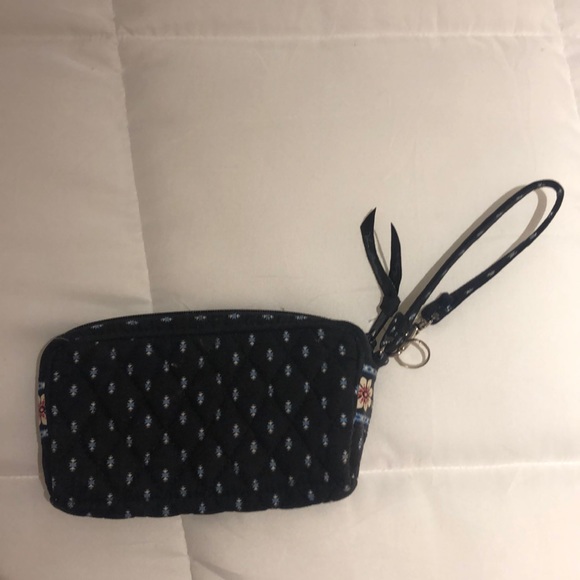 Vera Bradley wristlet - Picture 2 of 4